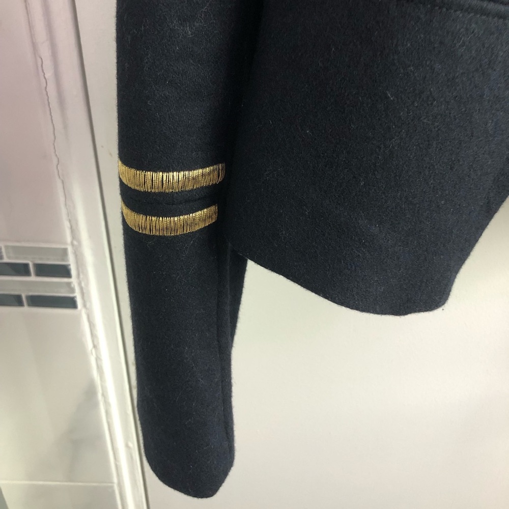 Short Jacket - Picture 4 of 5